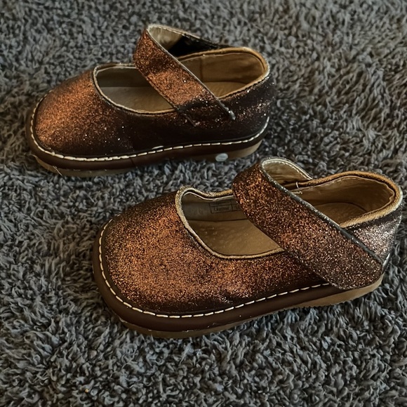 Wee Squeaks Golden Bronze Glitter Mary Jane Size - Picture 4 of 7